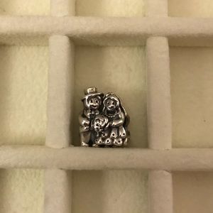 Pandora Newly Wed Couple